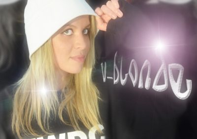 V-Blonde